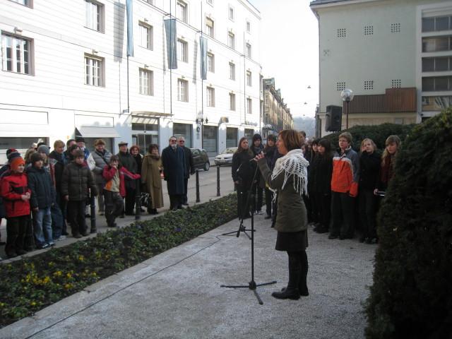 simpatije, ker je bil Aškerc po njegovem mnenju izjemna