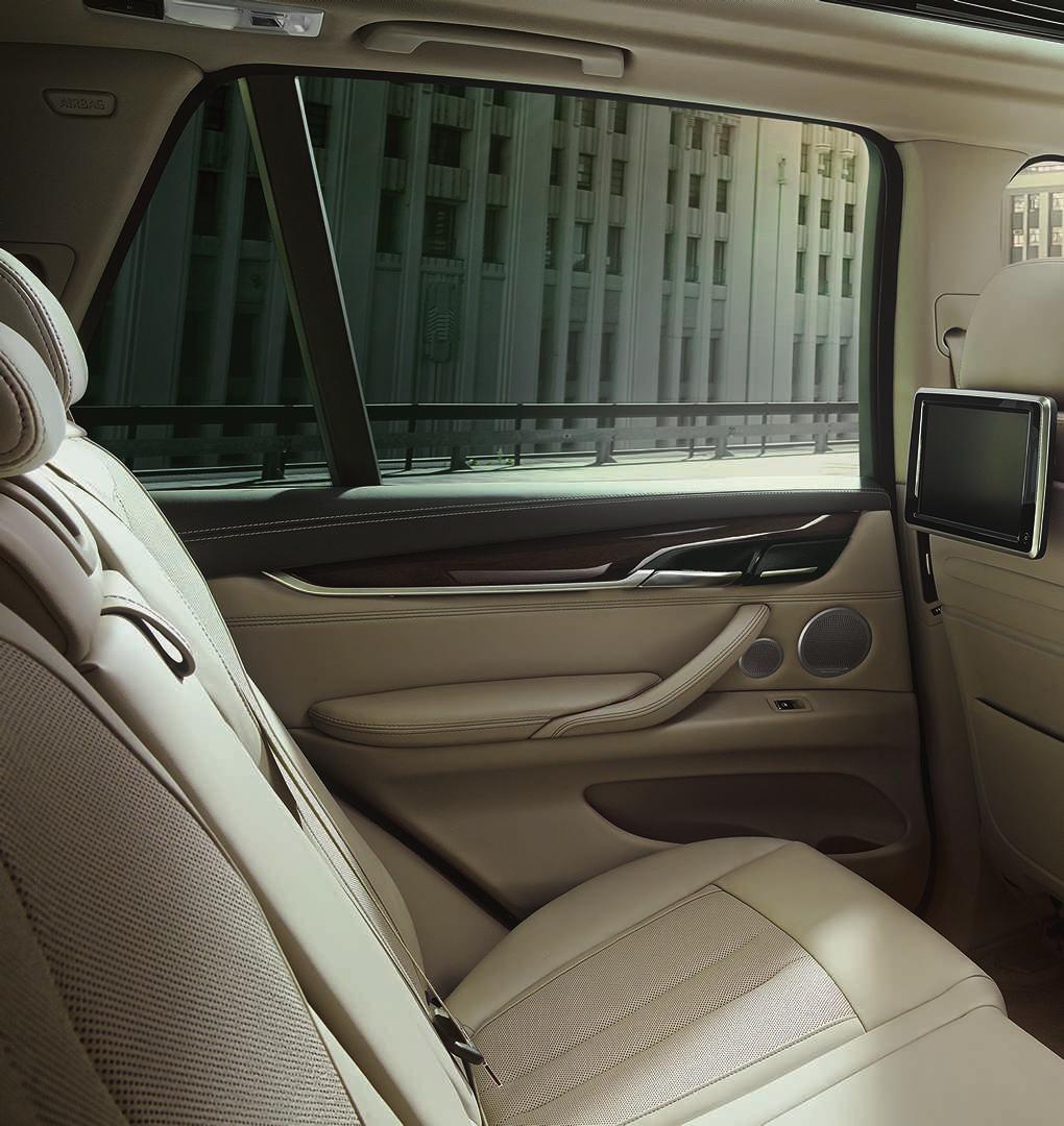När du tar plats i BMW X, är det en sak, som du märker direkt: verklig perfektion visar sig i summan av alla detaljer.