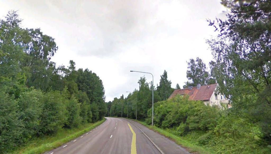 Gator och trafik Infart till planområdet sker söderifrån via Holmsundsallén. Holmsundsallén ansluter till Korsnäsvägen (väg 533) som är ett riksintresse för väg.