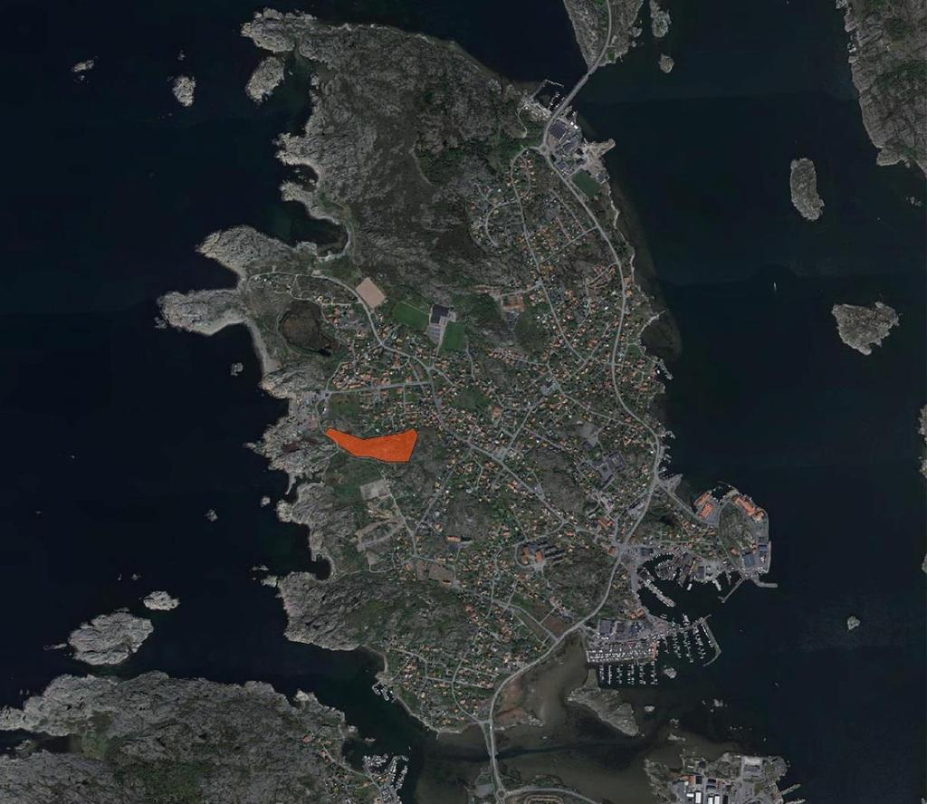 Datum 2017-05-04 Diarienummer 0367/13 Sida 3/16 FÖRUTSÄTTNINGAR LÄGE Planområdet är beläget mellan Lillevalevägen och Breviksvägen, ca 1 km nordväst om Öckerö hamn. Bild 1.