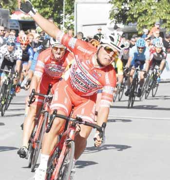Odvtedy sa pripravoval vo vysokohorskom prostredí v Utahu na tohtoročnú Tour, kde by si rád opäť vybojoval zelený dres víťaza bodovacej súťaže a pridal aj nejaký etapový triumf.