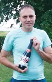 FOTO STOROČNICA KOŠICKÉHO FUTBALU ČO ROBIA PO 20 ROKOCH HRÁČI LADISLAV MOLNÁR tréner druholigového maďarského mužstva Gyirmót FC Győr. BRANISLAV BENKO tréner brankárov v mládežníckej akadémii 1.