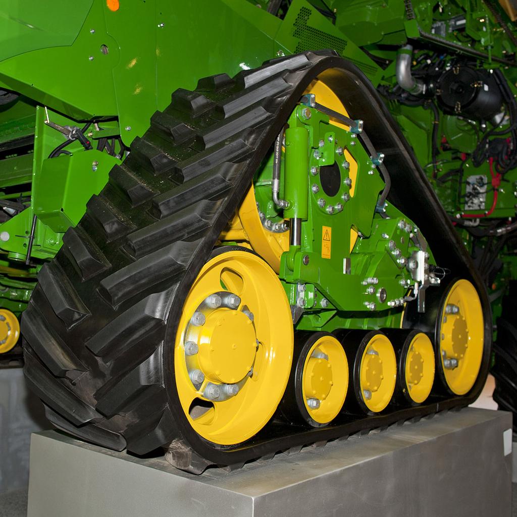 Exempel 5: Bandställ på en skördetröska från John Deere. Foto: P.F. Det sjätte exemplet är en tjänst tillika IT-lösning som syftade till att komplettera en produkt.