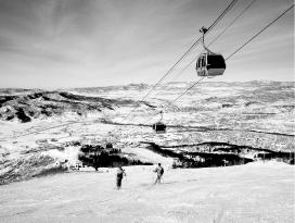 SNOW** ( ) Tar ljusa bilder av ett vitt landskap. * Inställd att bara fokusera på avlägsna motiv.