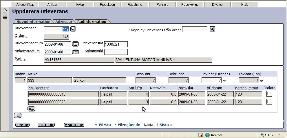 När vi sedan utlevererar order ser vi att etiketterna finns med i utleveransen så att kollidentiteter kan skickas i det