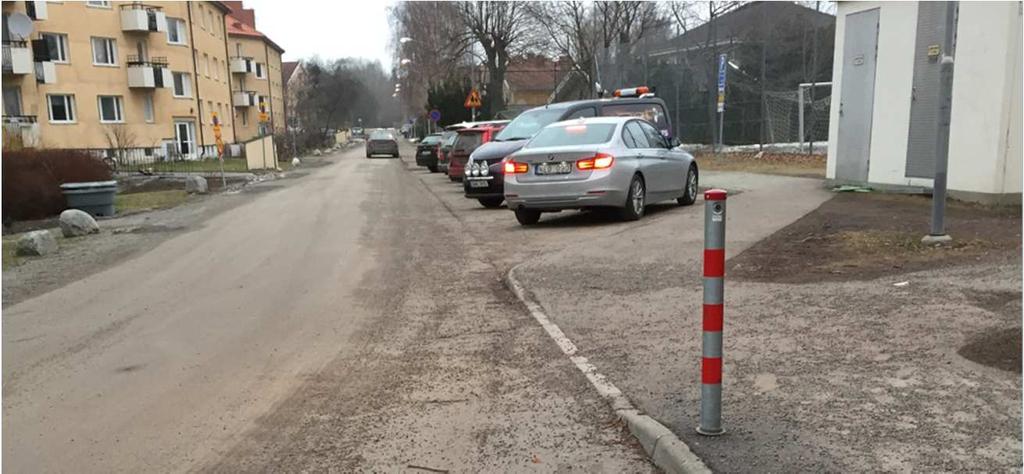 33(48) Parkering och angöring vid skolorna Beräkning av behov av antal platser Diagrammen över färdsätt till skolor på vintern kan användas för att uppskatta behovet av antal bilplatser vid en skola.