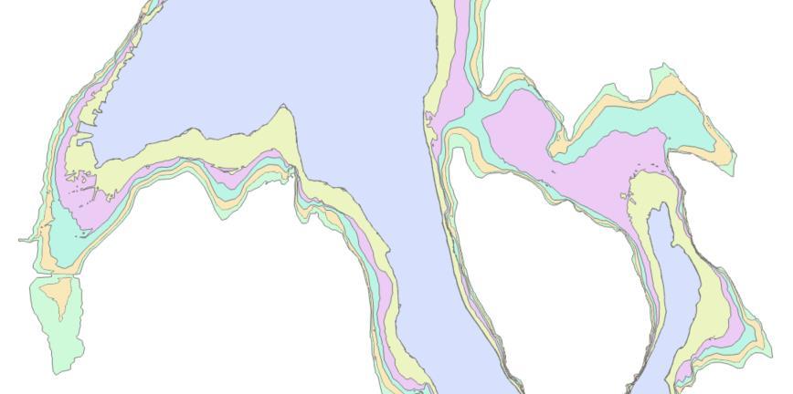 3.3.2 Transformation Rasterdata transformerades sedan till vektordata i form av polygoner med fasta höjdintervall (1,5; 2,0; 2,5; 3,0; 3,5; 4,0; 4,5 och 5,0 meter över havet), se figur 8.