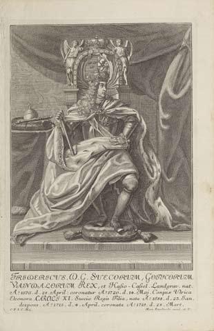 Den suveräne konungen. Fredrik, med Guds nåde Sveriges, Götes och Vendes konung, och lantgreve till Hessen-Kassel, född den 28 april år 1676, krönt den 14 maj 1720.