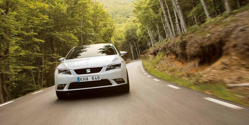 MILJÖN FÖRTJÄNAR OCKSÅ VÅR OMTANKE Skanna den här QR-koden och se alla våra miljöbilar. Kraftfull och smidig, SEAT Leon är sportig av naturen.