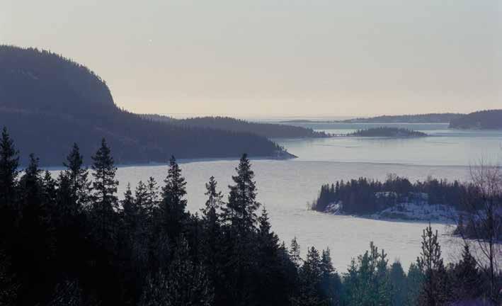 22 VÄRLDSARV I SVERIGE HÖGA KUSTEN/ KVARKENS SKÄRGÅRD Inte på någon annan plats i världen har landhöjningen efter en period med inlandsis varit så stor som vid Höga Kusten.