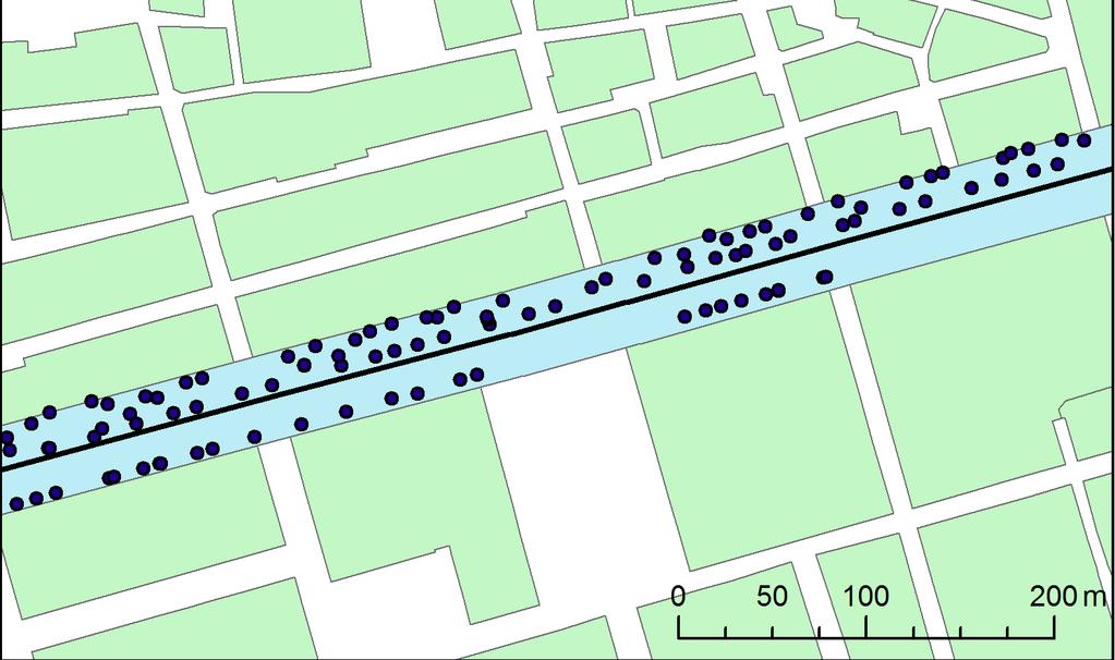 Exponerade inom sektorn 25m från vägmitt. De svarta punkterna är de befolkningspunkter som ligger inom "bufferten" och räknas som exponerade.