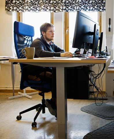 En revolution förkunnar VMF Nords Leif Haglund. Till vänster Erik Larsson och till höger Mikael Molin Evenfjäll.