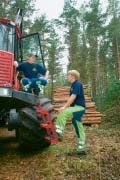 Medarbetare En förutsättning för nöjda och motiverade elever är självklart en nöjd och motiverad personalgrupp. Detta uppnår vi på olika sätt.