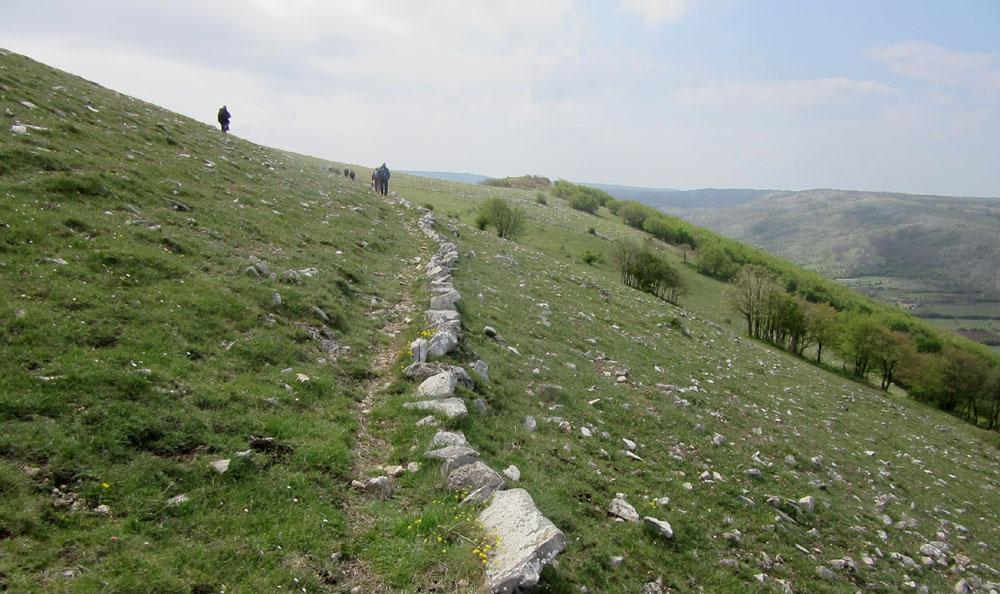 Monte Gargano, Italien 14 21 april 2018 med Anders Elmfors Monte Calvo. Foto: Anders Elmfors Varmt välkommen på AviFaunas resa till Skådarland!