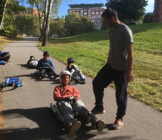 Dagen började med 2 timmars teori på föreningsgården i Larsberg på Lidingö och