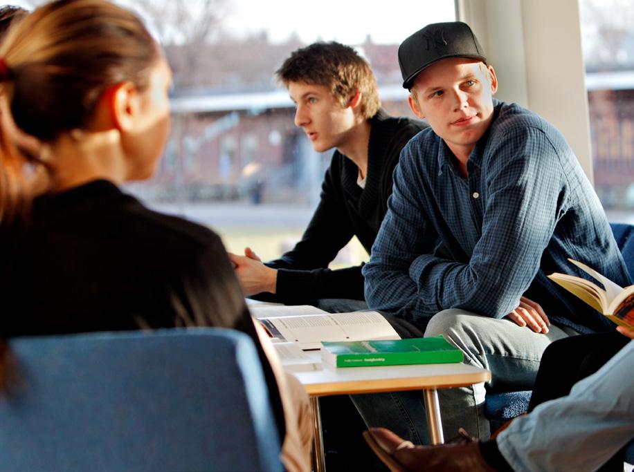 FÖRUTBILDNING Förutbildning garanterar plats på ingenjörsprogram Så småningom har tanken på att bli ingenjör börjat gro. Men hur gör jag om jag saknar bakgrund och behörighet?