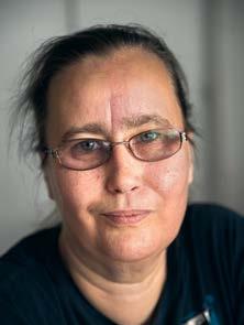 CECILIA GRAPE (Kunde inte vara med på fotograferingen.) ÅLDER: 51 år. BOR: Norrtälje. FAMILJ: Två vuxna barn, make. GÖR: Arbetar som rehabiliteringskoordinator. Utbildad till sjukgymnast.