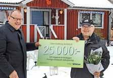 Och han är inte rädd för elräkningen: Nej, sedan jag börjat använda LED-lampor har jag sänkt kostnaderna med hälften, från 6 000 till 3 000 kronor för december, säger han.