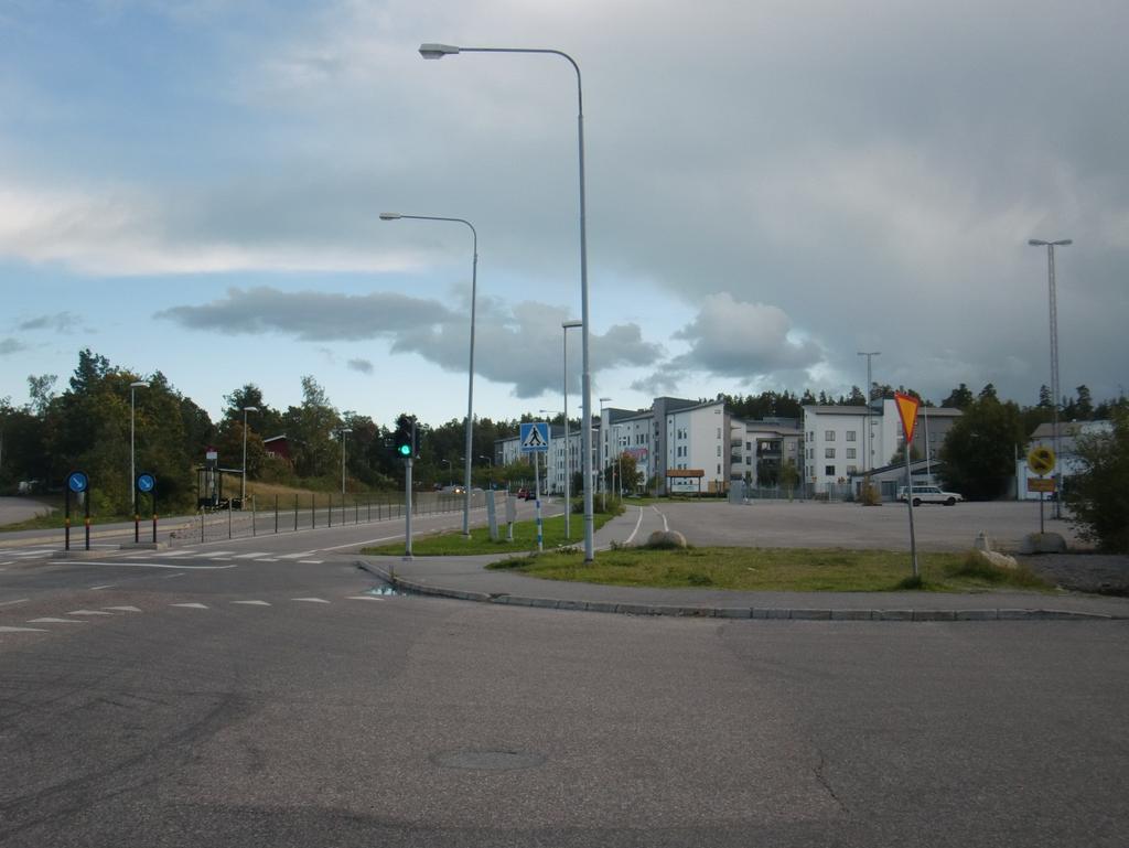 GUSTAVSBERGSVÄGEN OCH