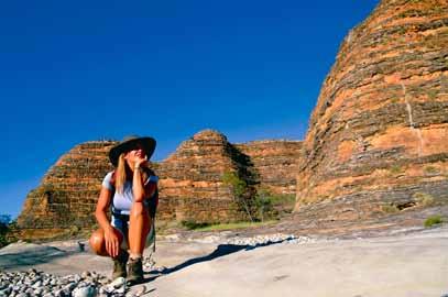 Nästa stopp är Darwin där vi inkluderat en dagstur till spektakulära Katherine Gorge. Därefter flyg till Broome, där ni följer med på den guidade turen till Bungle Bungle och Geike Gorge.