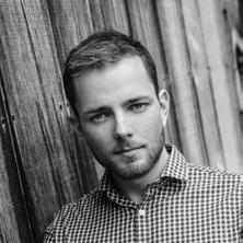 Idag driver han ett flertal verksamheter som utveckling av livsmedel under varumärket Paulúns, Svenska Näringsakademin och det digitala träningskortet Swiftr.