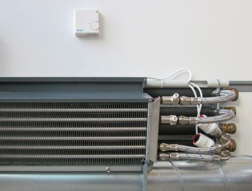 Teknisk beskrivning Fördelar med LUNA Sekvensstyrning av kyla och värme med PI-funktion. Reglerutgångarna är omställbara via byglingar och kan ändras från PWM (puls modulering) till 0-10 V funktion.