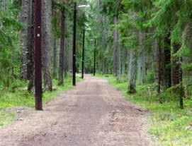 Här finns övningsgreener, driving range, övningsbana, slaghall och golfrestaurang. Klubben har även platser för korttidsuppställning av husvagnar och husbilar.