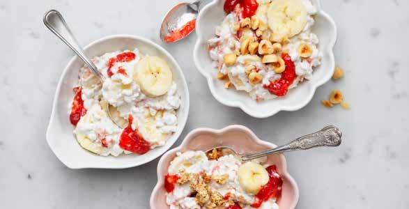 Toppa med hasselnötter eller müsli. Ägg i smoothie?