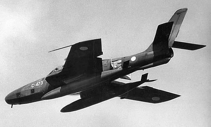 Danska spaningsplan av typ RF-84F Thunderflash uppträdde ofta över Östersjön. Foto: SMB-arkiv. likhet, bedömdes vara ett sovjetiskt militärflygplan.