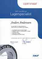 Vill du bli en SKF-certifierad lagerspecialist? Lagerrelaterad utbildning B Denna specialutbildning vänder sig till de per soner i företaget som bör ha hög special kompetens.