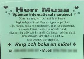 4. TYPOGRAFI OCH LAYOUT 4.1 Förbättrad läsbarhet Jag har valt att ändra om annonsen på flera sätt. Till att börja med har jag använt mig av en ljusorange bakgrund.