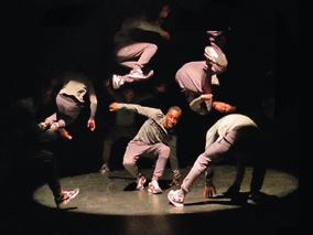 00 Onsdag 1 november Rap/lyrik- och streetdance-workshop med Freestyle Phanatix I breakdanceworkshopen får man lära sig grundsteg som nybörjare och de som kan lite mer får slipa på sin teknik och