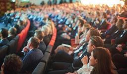 Pandox viktigaste intressenter Medarbetare Hotellgäster Hotelloperatörer och affärspartners Investerare och aktieägare Analytiker och media Intresseorganisationer Samhälle