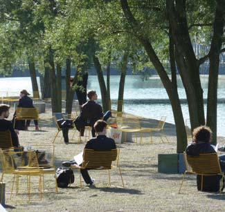 5.3 Låt staden möta älven Urban plats - Stråket möter älven Stad och vatten möts i en rekreativ urban plats med trappor mot älven. Utveckla den!