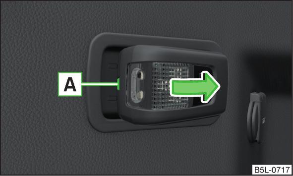 ut de uttjänta batterierna ur lampan. Sätt i de nya batterierna. Sätt i batterilocket och tryck in det tills det hörbart klickar i.