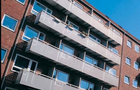 Anm: I aluminiumprofilerna kan färgskiftning förekomma, beroende på lagring (före montage)