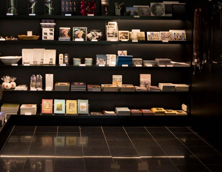 NISCH- UTSTÄLLNING Missa inte våra nischer i entrén! Här visar vi upp pärlor ur Ålands museums samlingar.