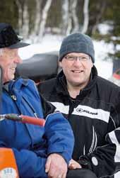 Görans far, John Ottosson, var en av de första som skaffade snöskoter i Oviken en Ockelbo Turist glänste hemma på gården vintern 1968.