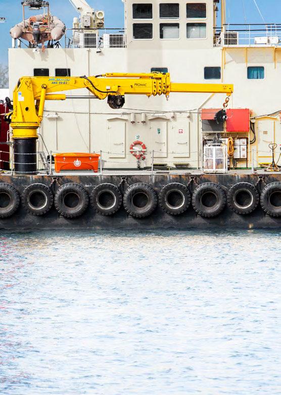 Värna om den maritima miljön Med vår specialanpassade spillbox når du snabbt redskap för att samla upp petroleumspill i vatten. Boxen passar lika bra i industri- som småbåtshamnar.