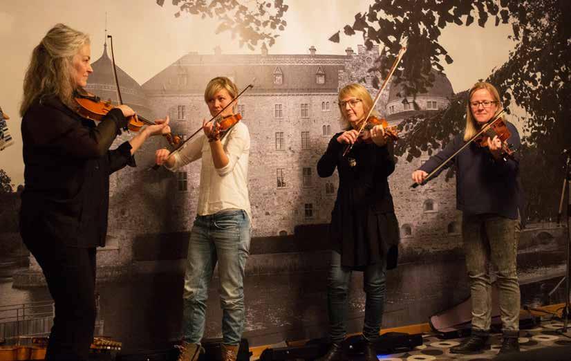 Folk at Hearts signum är spretighet, gott om folk och skön stämning. ÖREBO. En av Sveriges största musikfestivaler och spelfester heter Folk at Heart.