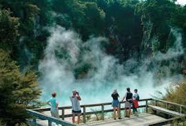 ONSDAG 3/1 Rotorua Heldagstur i Rotorua med vår buss och guidande chaufför.