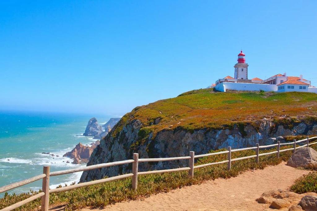 Charmiga vandringar i Portugal Följ med oss på en resa med både enkla och kulturella vandringsturer. Vi lär känna den vackra trakten och dess välbevarade kulturskatter!