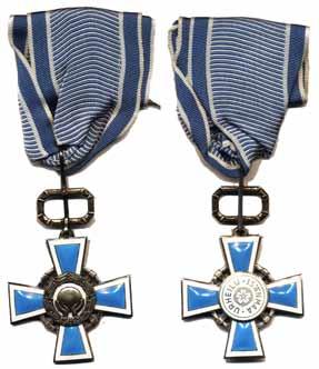 All in gilt silver and enamel. Only 29 Grand Cross awarded! In an elegant case. 01 18.