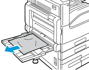 Felsökning Rensa papperskvaddar i det manuella magasinet Om det visas ett felmeddelande på kontrollpanelen tar du bort allt papper från pappersbanan. 1. Ta bort papper som har fastnat från magasinet.