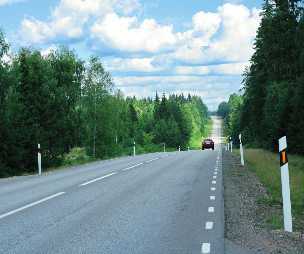 S TRATEG I FÖR U TBYG G NAD AV LADDS TATIONER I ÖS TRA MELLANSVER IGE Strategi för utbyggnad i Östra Mellansverige I detta avsnitt presenteras den strategi för utbyggnad av snabbladdningsstationer i