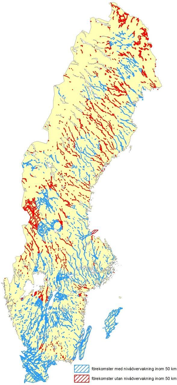 förekomster inom 50 km radie (blå) och utanför 50 km radie (röd).