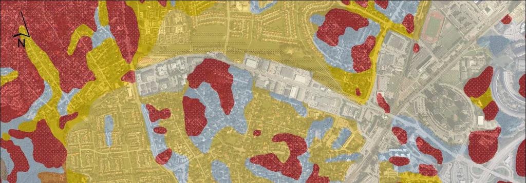 2.3 Jordarter Enligt den tidigare geotekniska utredningen finns fyllnadsjord inom skolområdet ner till maximalt 2 meter under markytan. Under fyllnadsjorden finns lera ovan friktionsjord på berg.