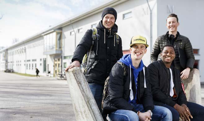 ÖPPET HUS Lördag 18 november kl 11.00 14.00 Torsdag 25 januari 2018 kl 18.30 20.00 Skuggning för elever i årskurs nio. Anmälan görs på gymnasieskolan Vipans hemsida. Utbildningsförvaltningen 2017.