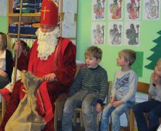 Aus dem Kindergarten 62 Adventszeit, Nikolaus und Luciafeier In unserer Arbeit wollen wir mit den