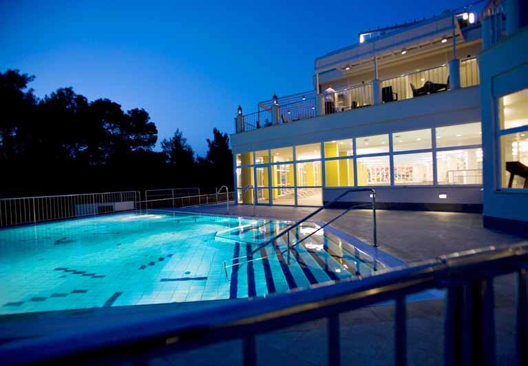 Hotel Aurora är det perfekta valet för den som vill ägna en semestervecka åt komplett avkoppling.
